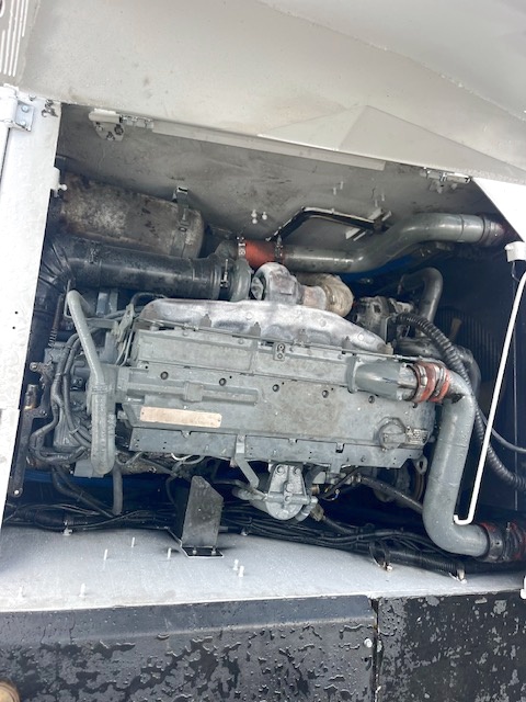 Push Back Tractor FMC B-1200