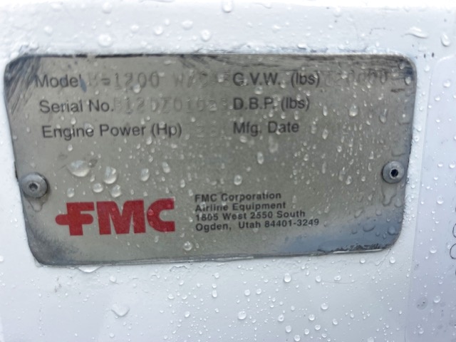 Push Back Tractor FMC B-1200