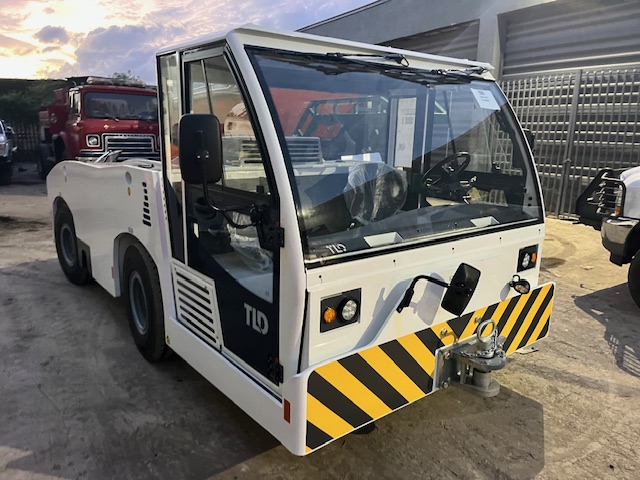 Push Back Tractor TLD TMX-150-9 Tier 4F