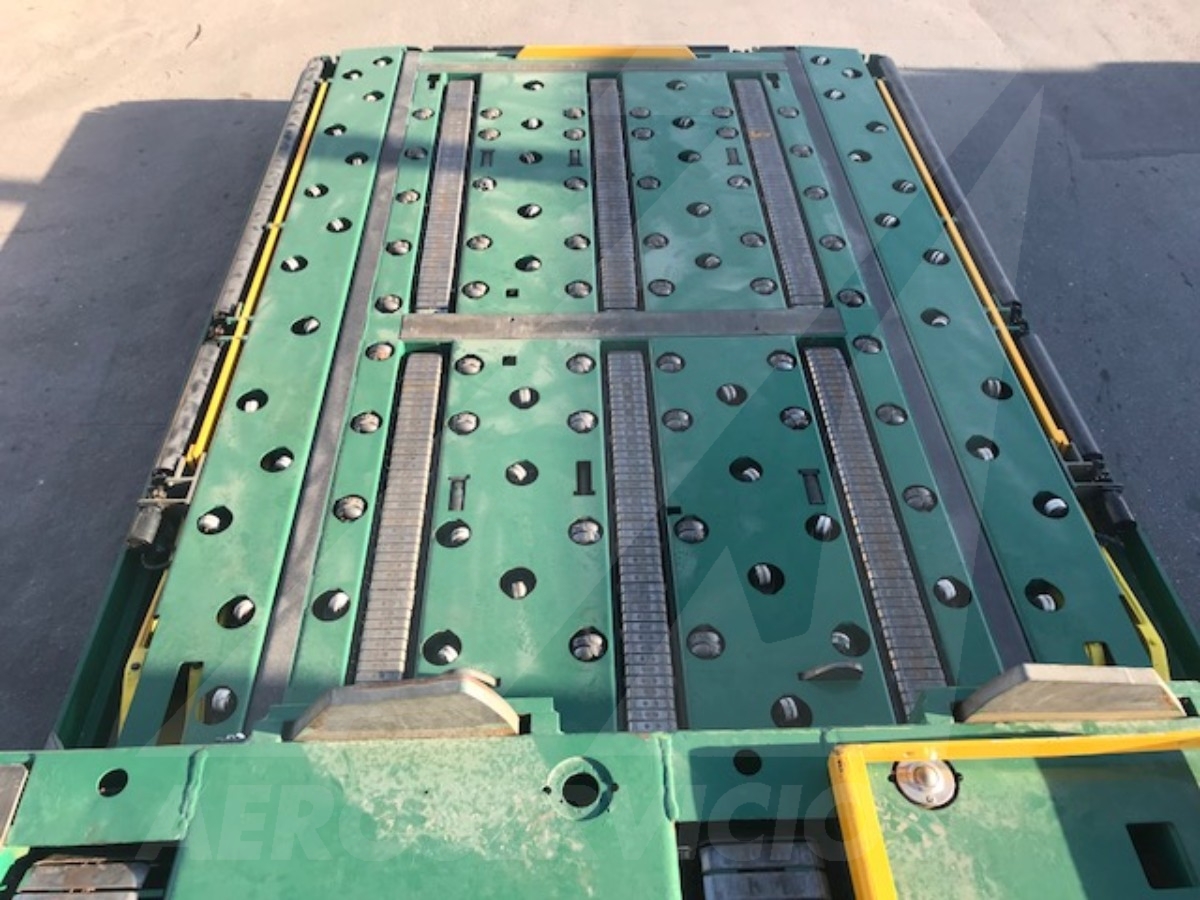 Cargo Loader TLD 828 Wide