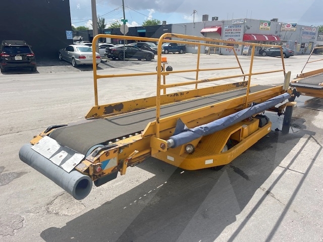 Towable Belt Loader Wasp A01771D-3179