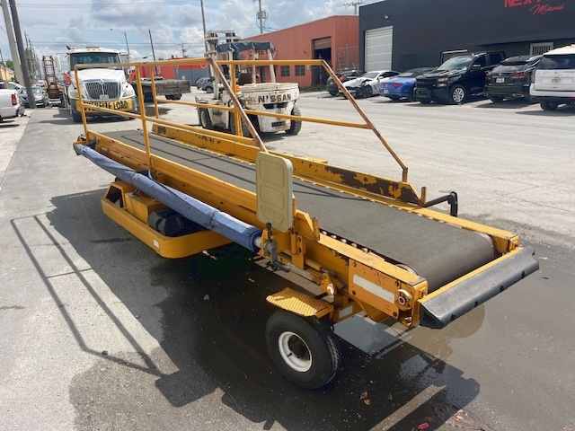 Towable Belt Loader Wasp A01771D-3179