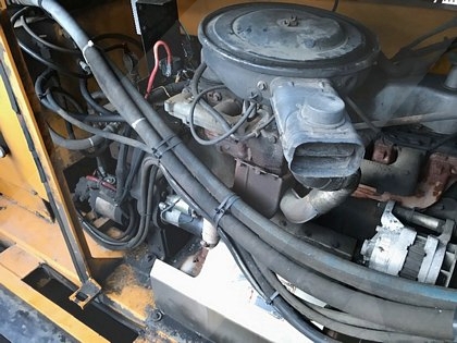 Main Deck Cargo Loader FMC Commander 15 U