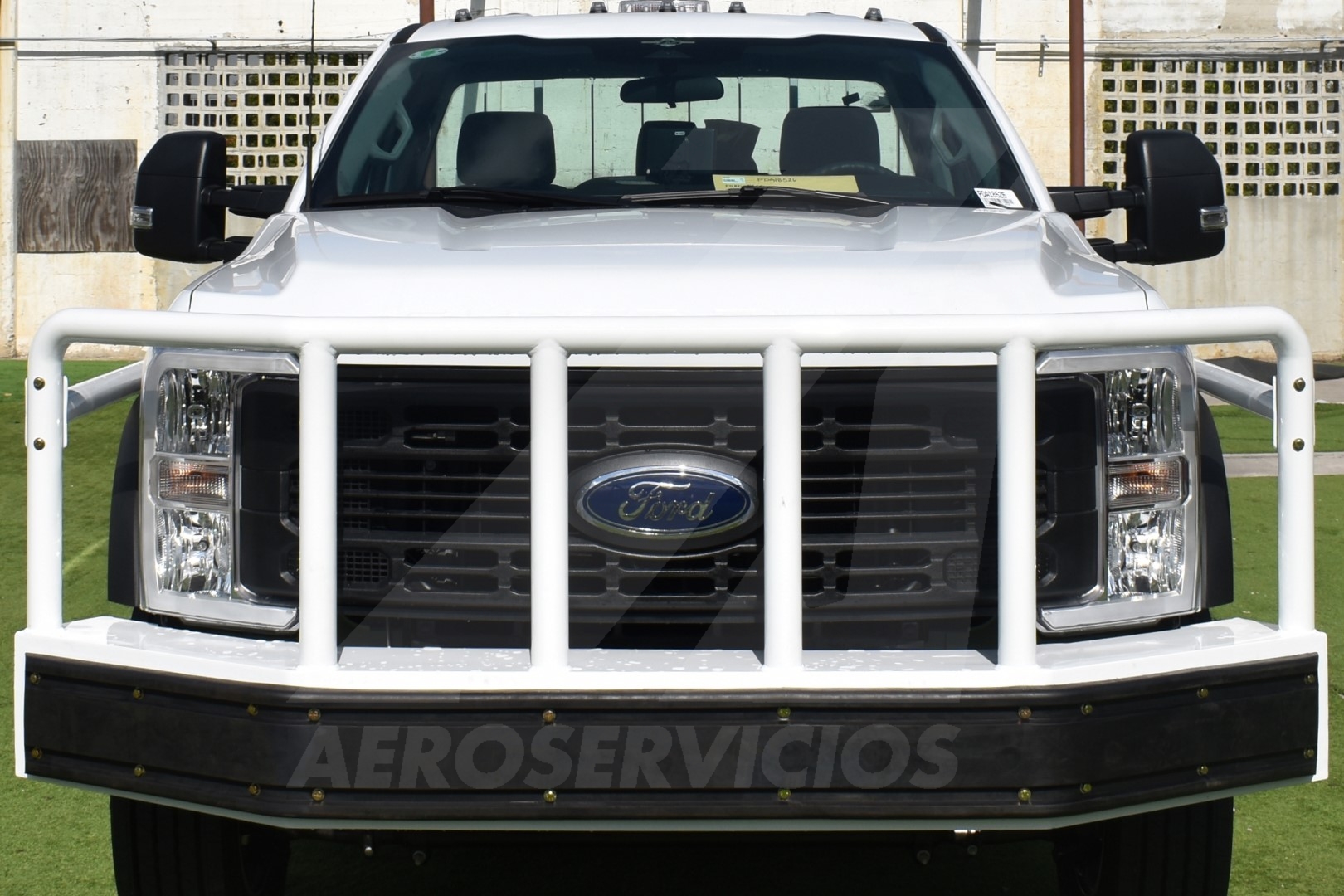 Bobtail Ford F-600 XL SD 2024
