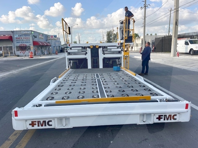Cargo Loader FMC-Commander 15 STD