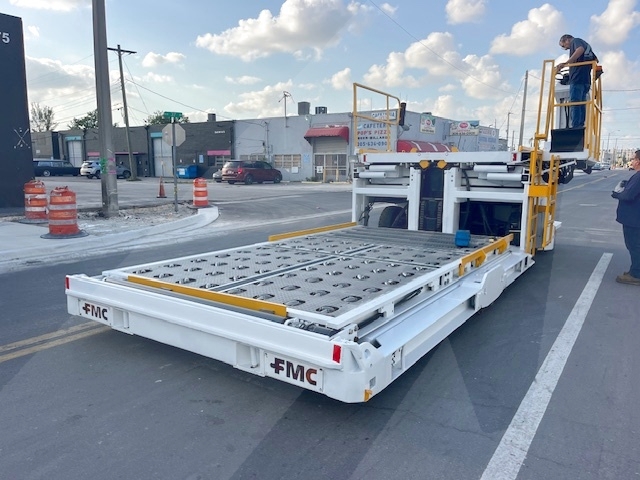 Cargo Loader FMC-Commander 15 STD