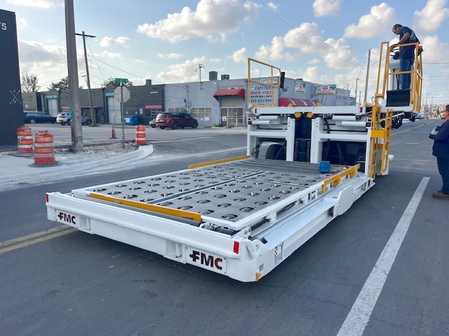 Cargo Loader FMC-Commander 15 STD