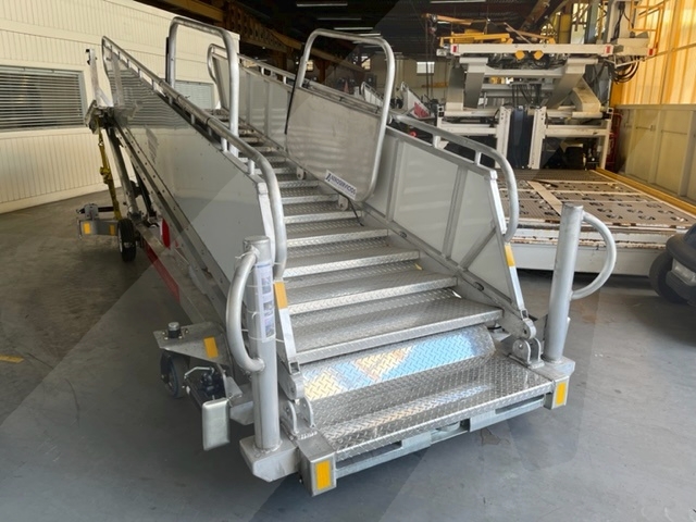 Passenger Stair Towable Standard GSE STD-95-145 2022