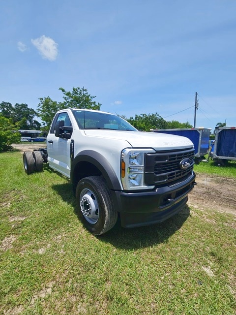 Truck Chassis Ford F-600