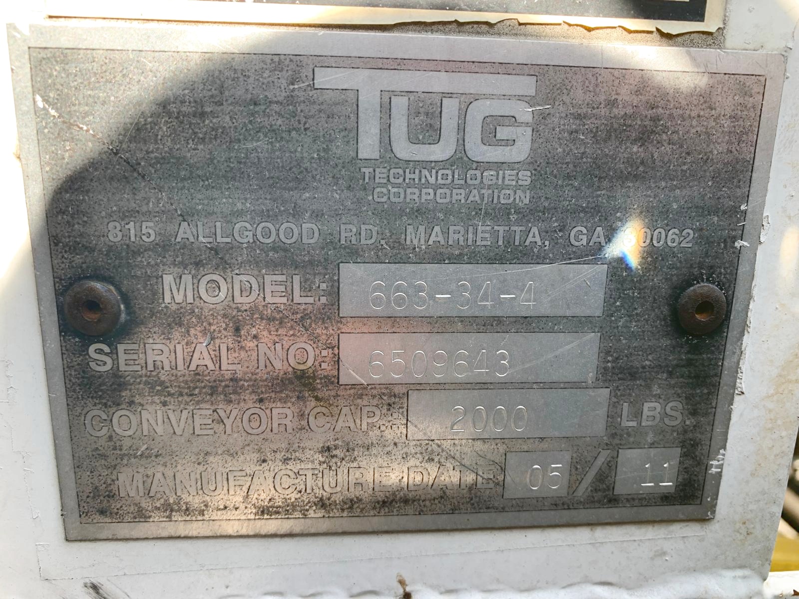 Belt Loader Tug 660
