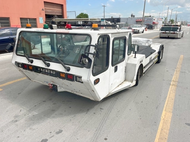 Towbarless Push Back Tractor Lektro AP-8925SDB-AL